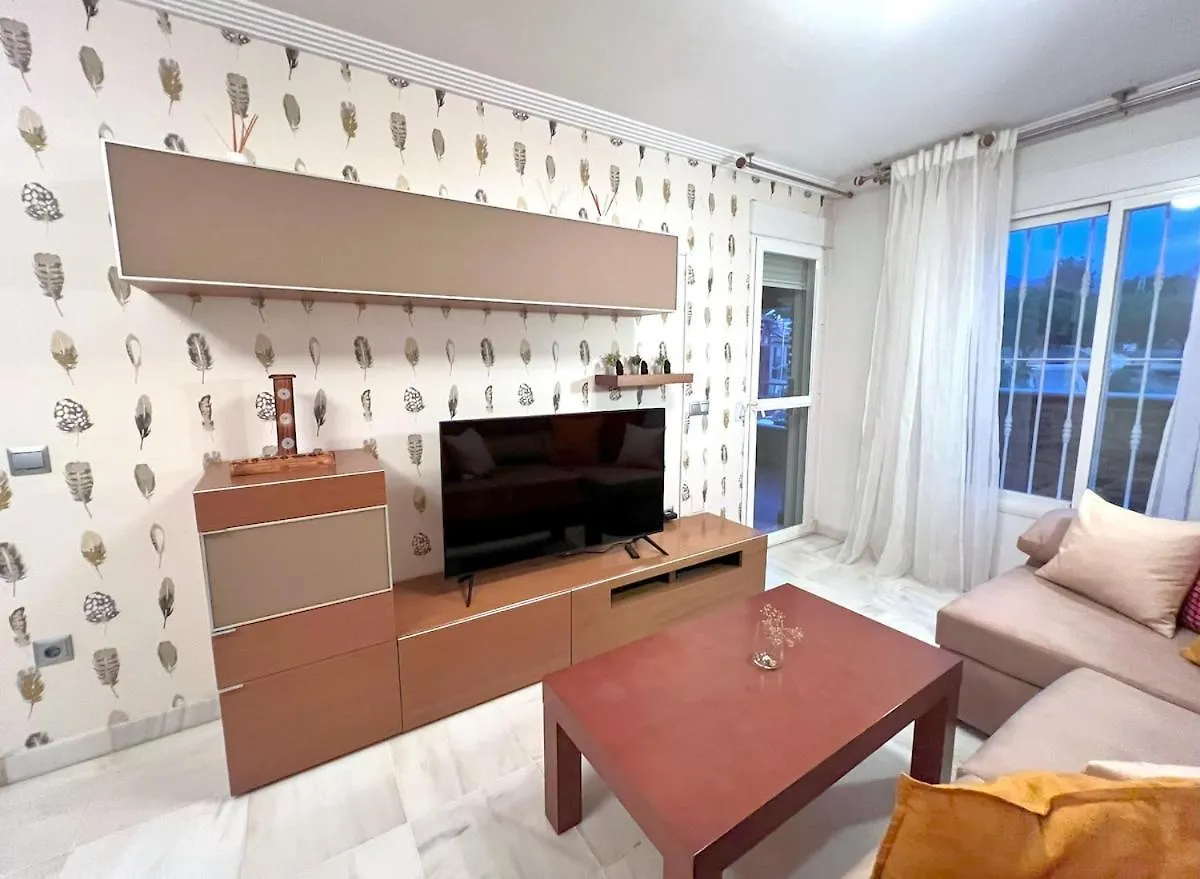Evans Realty Bj Terraza & Garaje & 3 Habs & 2 Banos Velez Malaga Apartment