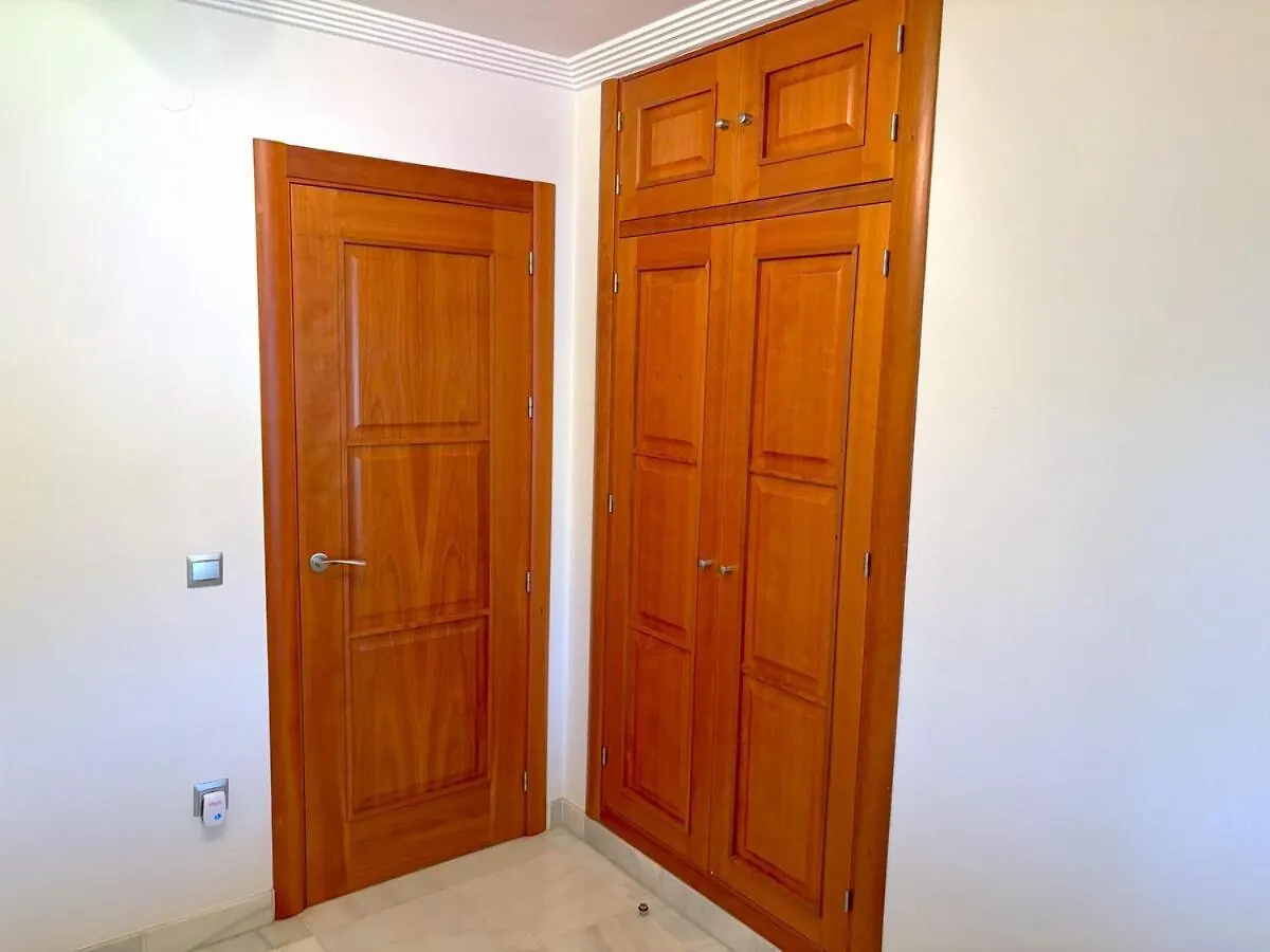 Evans Realty Bj Terraza & Garaje & 3 Habs & 2 Banos Velez Malaga 0*,
